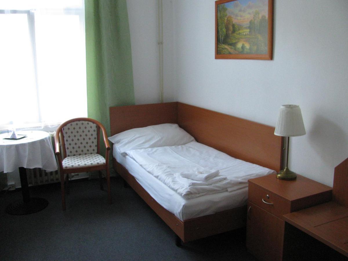 Villa Dagmar Luhačovice Exteriör bild